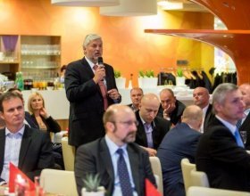 Ing. Jan Mládek, CSc., ministr průmyslu a obchodu ČR (17)
